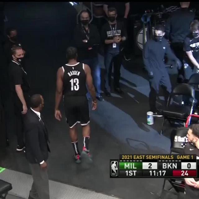 爱游戏体育小组-没有哈登怎么赢雄鹿？天赋流的篮网捡起了刺刀